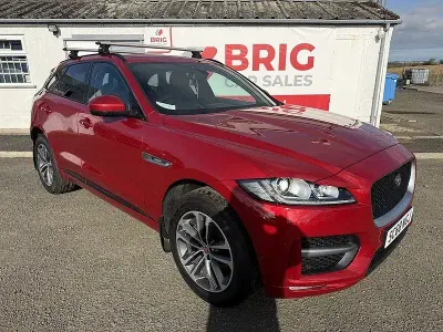 Second-hand Jaguar F-Pace R-Sport 180 CP (132 kW) 2018 Roșu SUV