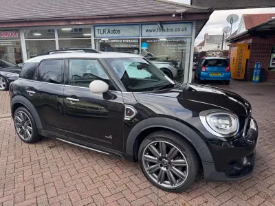 Begagnad Mini Cooper S 2018 Svart Halvkombi