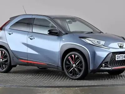 Used Toyota Aygo X 72 HP (52 kW) 2023 Grey SUV