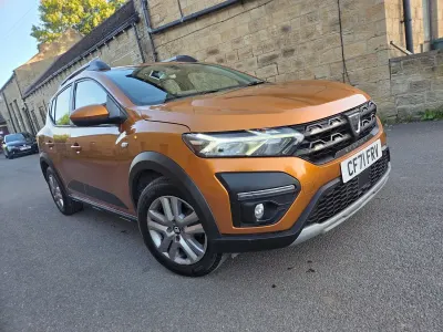 Used Dacia Sandero Comfort 100 HP (73 kW) 2022 Orange Hatchback
