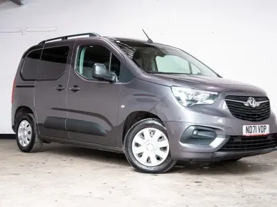 Used Vauxhall Combo Edition 110 HP (80 kW) 2021 Grey MPV