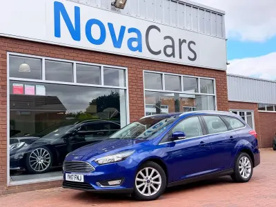 Used Ford Focus Titanium 120 HP (88 kW) 2017 Blue Estate
