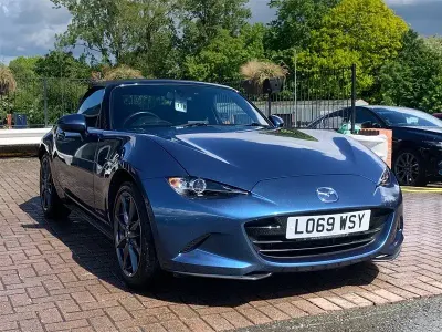 Używany Mazda MX5 Inclusive 184 KM (135 kW) 2019 Niebieski Kabriolet