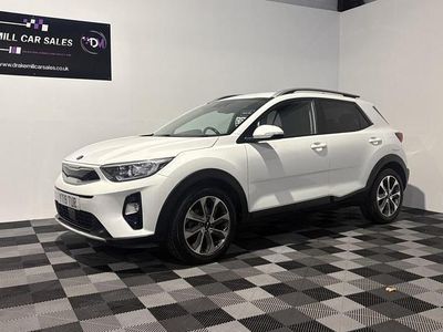 White Used 2019 Kia Stonic SUV | £9,499 (A bit pricey)