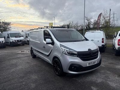Used Renault Trafic Black Edition 168 HP (123 kW) 2021 Silver MPV