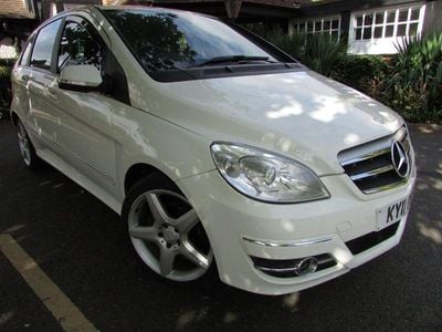 Mercedes B180