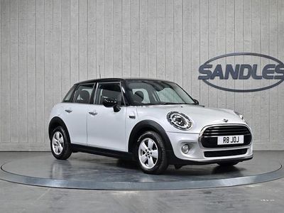 Used Mini Cooper Classic 136 HP (100 kW) 2019 Silver Hatchback