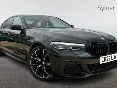 Begagnad BMW 520 M Sport 187 HK (137 kW) 2022 Svart