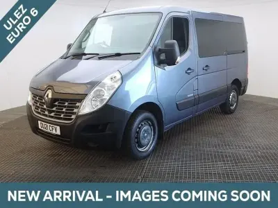 Usado Renault Master 2021 Azul Monovolumen