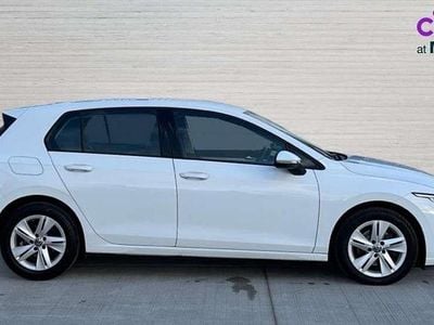 Used VW Golf VIII Life 130 HP (95 kW) 2023 White Hatchback