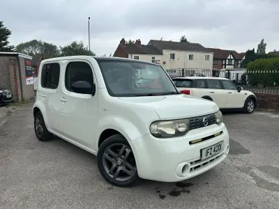Used Nissan Cube 110 HP (80 kW) 2010 White Estate