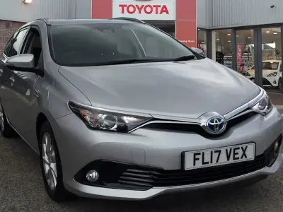 Used Toyota Auris Touring Sports Business Edition 136 HP (100 kW) 2017 Silver Estate