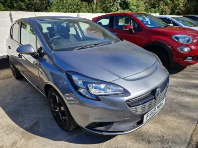 Begagnad Vauxhall Corsa 75 HK (55 kW) 2019 Grå Halvkombi