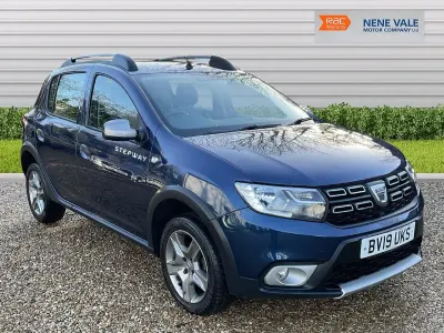 Used Dacia Sandero Comfort 90 HP (66 kW) 2019 Blue Hatchback