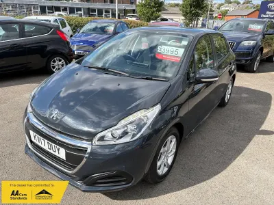 Used Peugeot 208 Active 82 HP (60 kW) 2017 Grey Hatchback