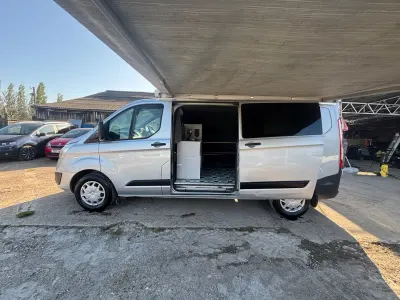 Begagnad Ford Transit Custom Trend 105 HK (77 kW) 2017 Silver Van