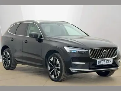 Begagnad Volvo XC60 Ultra 247 HK (181 kW) 2025 Svart SUV