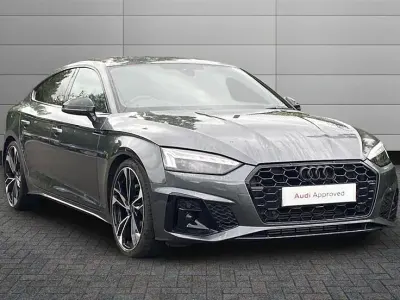 Begagnad Audi A5 Black Edition 204 HK (150 kW) 2023 Grå Sportkupé
