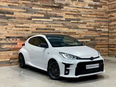Used Toyota Yaris 2021 White Hatchback
