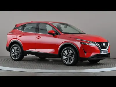 Used Nissan Qashqai Acenta Premium 158 HP (116 kW) 2023 Red SUV
