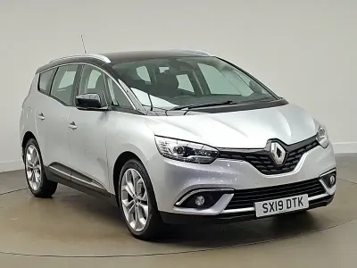 Used Renault Grand Scénic IV Iconic 140 HP (102 kW) 2019 Silver MPV