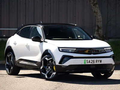 Nowe Vauxhall Mokka GSe 206 kW (281 KM) 2026 Biały SUV