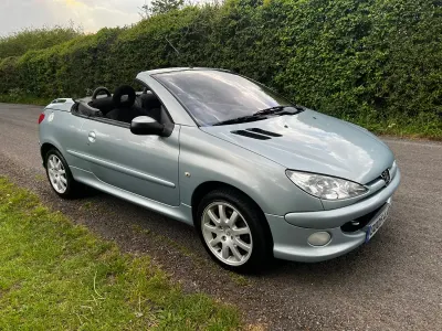 Usado Peugeot 206 Sport 2005 Prateado Cabrios