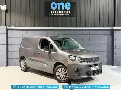Second-hand Peugeot Partner Premium 131 CP (96 kW) 2023 Gri Monovolum