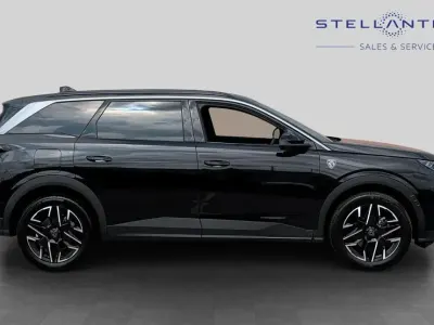 Used Peugeot 5008 Allure 143 HP (105 kW) 2025 Black SUV