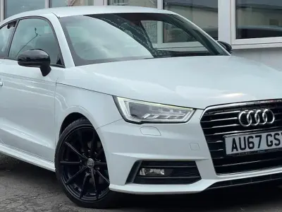 Used Audi A1 S-Line 125 HP (91 kW) 2017 White Hatchback