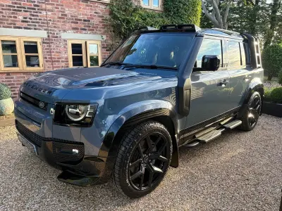 Used Land Rover Defender HSE Dynamic 2024 Blue SUV