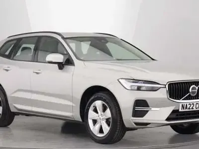 Used Volvo XC60 Momentum 250 HP (183 kW) 2022 SUV
