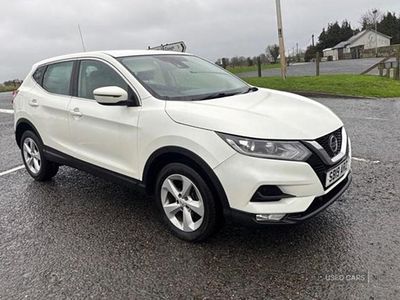 Used Nissan Qashqai Acenta Premium 115 HP (84 kW) 2019 White SUV