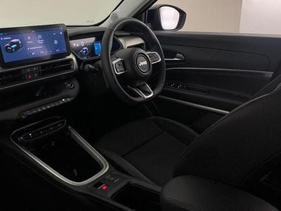 Used Jeep Avenger EV Summit 113 kW (154 HP) 2024 Black SUV