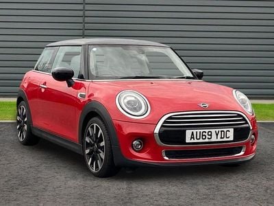 Used Mini Cooper Exclusive 136 HP (100 kW) 2019 Red Hatchback