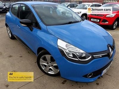 Blue Used 2016 Renault Clio IV Dynamique Hatchback | £4,290 (Fair price)