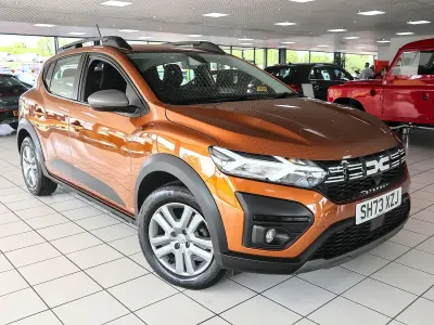 Used Dacia Sandero Expression 2023 Orange Hatchback