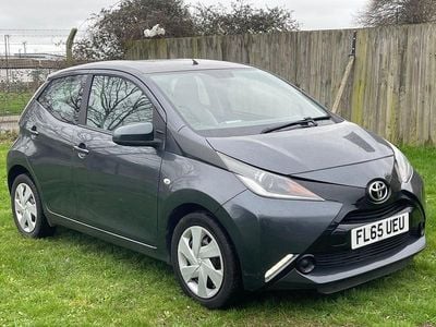 Used Toyota Aygo X-play 69 HP (50 kW) 2015 Grey Hatchback