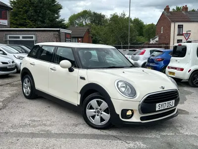 Used Mini One Clubman 116 HP (85 kW) 2017 White Estate