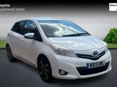 Used Toyota Yaris Trend 101 HP (74 kW) 2013 White Hatchback