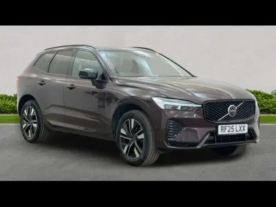Used Volvo XC60 Plus 247 HP (181 kW) 2025 Red SUV
