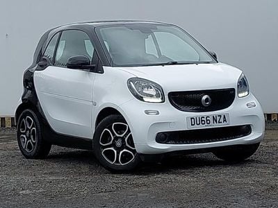 Used Smart ForTwo Coupé Premium 71 HP (52 kW) 2017 White Coupe