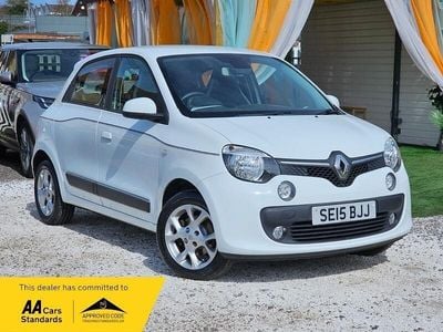 Used Renault Twingo Dynamique 70 HP (51 kW) 2015 White Hatchback