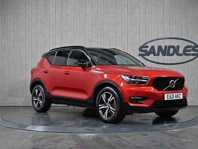 Used Volvo XC40 R-Design 163 HP (119 kW) 2021 Red SUV