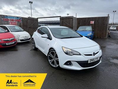 Used Vauxhall Astra GTC Edition 140 HP (102 kW) 2015 White Hatchback