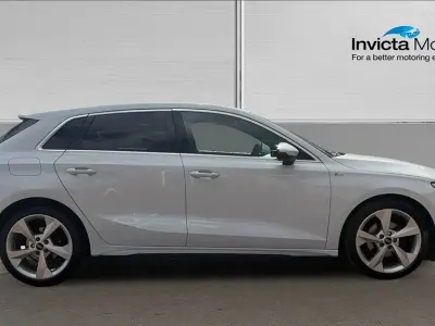 Used Audi A3 S-Line 110 HP (80 kW) 2023 White Sedan