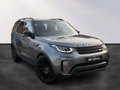 Usado Land Rover Discovery 5 HSE 300 CV (220 kW) 2019 Gris SUV
