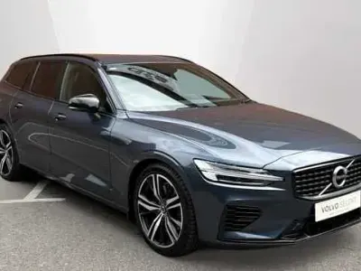 Used Volvo V60 R-Design 340 HP (250 kW) 2021 Blue Estate