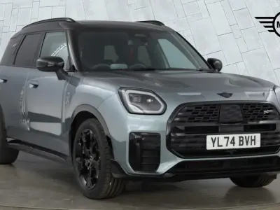 Usado Mini Countryman 168 CV (123 kW) 2025 Verde SUV