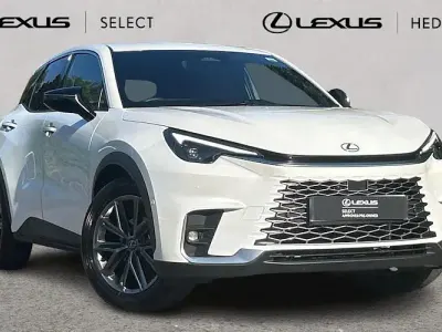 Used Lexus LBX 136 HP (100 kW) 2026 White SUV